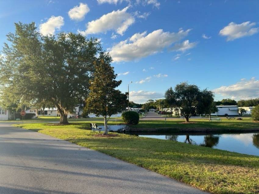 158 Palmetto Drive a Haines City, FL Mobile or Manufactured Home for Sale